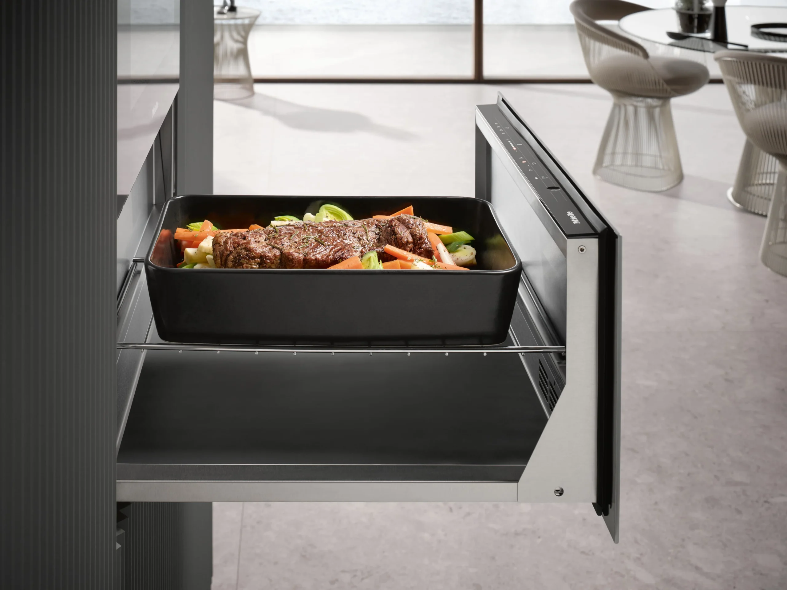 Praktický plnovýsuv