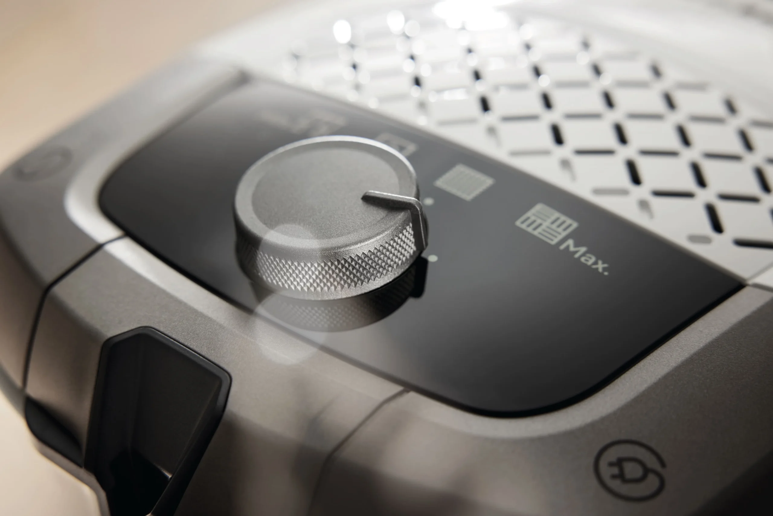 Otočný regulátor výkonu